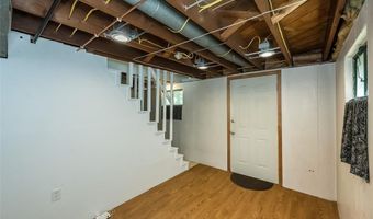 2390 Glenn Dr, Arnold, MO 63010