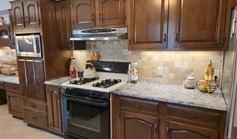 4631 Diane Dr, Ashtabula, OH 44004