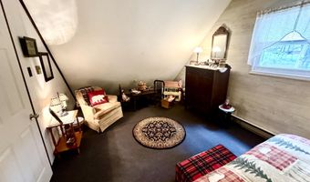 106 Burnshaw Ln, Albrightsville, PA 18210