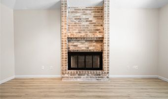 101 Saunders Ln, Aransas Pass, TX 78336