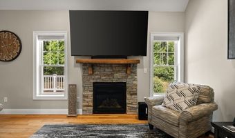 70 Cynthia Rd, Abington, MA 02351