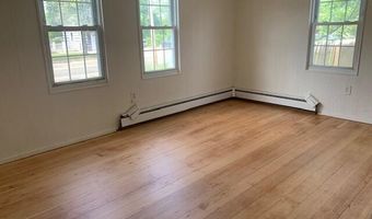 225 Admiral Ave, Beachwood, NJ 08722