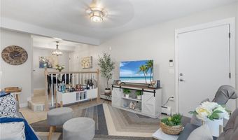 132 Hoffman Ave 116, Cranston, RI 02920