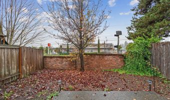 17515 SW VANGUARD Ln, Beaverton, OR 97007