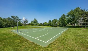 20901 CEDARPOST Sq 101, Ashburn, VA 20147