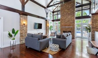1441 Ashford Creek Cir, Atlanta, GA 30319
