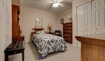 9333 Oak Hill Dr, Ashland, KY 41102