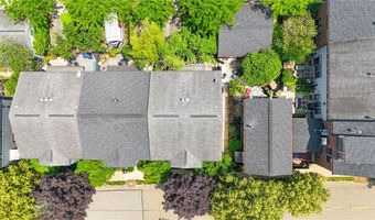 47 S 16th St, Airville, PA 15203