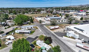 211 Circle Inn Dr, Chubbuck, ID 83202