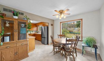 235 School St, Amherst, WI 54406