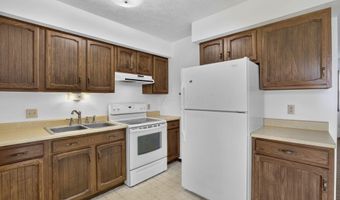 5062 Ashville Rd, Ashville, OH 43103