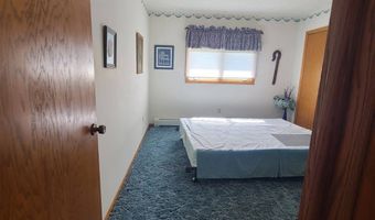 8625 11th Ave NW, Bottineau, ND 58318