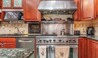 2 Ash Grove Pl 4, Albany, NY 12202
