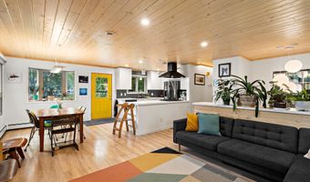 3318 W 64th Ave, Anchorage, AK 99502