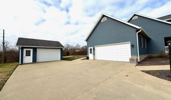223 Steeple Pointe Ln, Bedford, IN 47421
