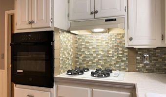 6001 GAINSBOROUGH Rd, Amarillo, TX 79106
