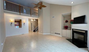 2322 Fox Meadow Dr, Allentown, PA 18104