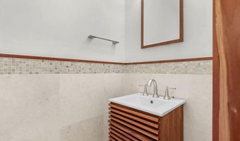 6921 AYR Ln, Bethesda, MD 20817