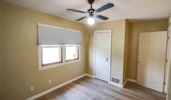 2007 Locust Ave, Alton, IL 62002