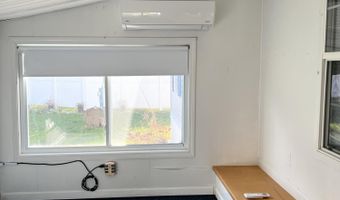 2 Windsor Dr, Alfred, ME 04002