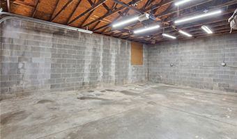 1846 Edwards Dr, Akron, OH 44306