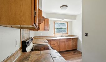167 Hickory St, Andover, OH 44003
