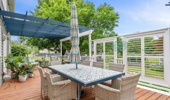 1860 Haverford Dr, Algonquin, IL 60102