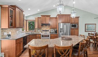 13423 Dominica Way, Apple Valley, MN 55124