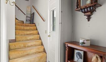 30 Pomham St, Cranston, RI 02910