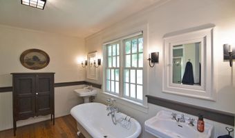 90 Taylor Ln, Alderson, WV 24910