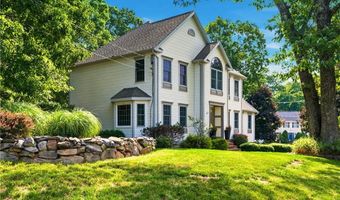 6 Cathedral Ct, Cumberland, RI 02864