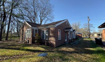 232 E Calhoun St, Bruce, MS 38915
