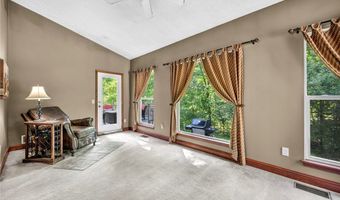 880 Shadow Creek Trl, Amherst, OH 44001