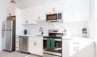 415 SAINT PAUL St 302, Baltimore, MD 21202