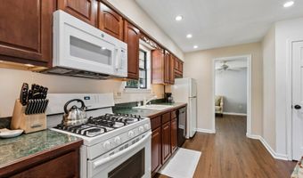 21 Deer Run Dr S, Barnegat, NJ 08005