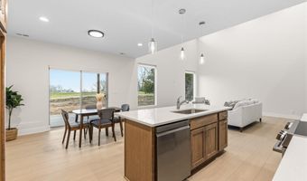 1649 E Ridge Way, Ashland, NE 68003