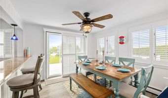 35 Willow Ave, Narragansett, RI 02882