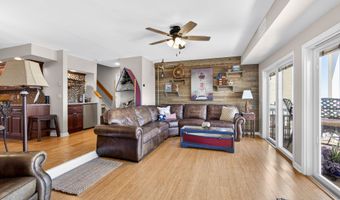 401 Bay Shore Dr 17B, Barnegat, NJ 08005