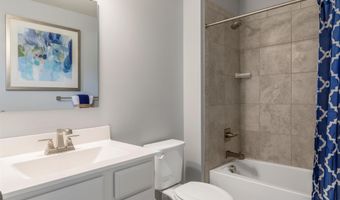 44 GUNNISON Dr, Barboursville, VA 22923