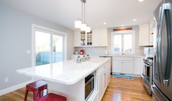 107 Orchard Ave, Middletown, RI 02842