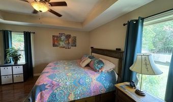 1103 Chicory Ln, Aurora, MO 65605