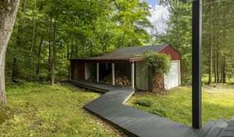46 E Pond Lilly Rd, Ancram, NY 12502