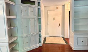 5225 POOKS HILL Rd 220N, Bethesda, MD 20814
