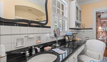 519 E Main St, Albertville, AL 35950