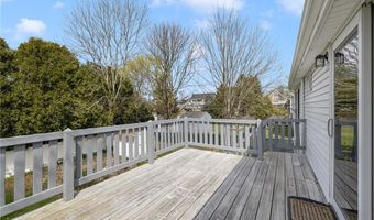 112 Center Ave, Middletown, RI 02842