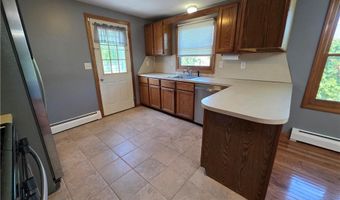 114 Florida Ave, Cranston, RI 02920