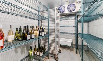 215 N Main St, Alma, WI 54610