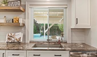 13712 Jarett St, Caldwell, ID 83607