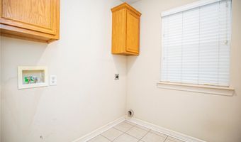908 Cheyenne Dr, Bentonville, AR 72712