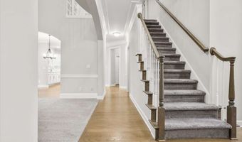 3425 Kingsland Cir, Berkeley Lake, GA 30096